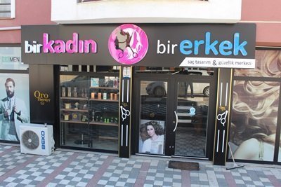 BİR KADIN BİR ERKEK