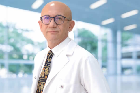 ÖZEL STAR MEDİCA HASTANESİNDE BİR İLK PROFESÖR….