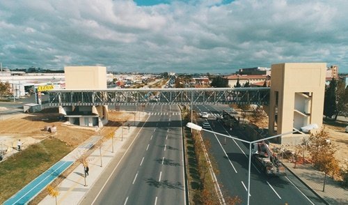 BÜLENT ECEVİT BULVARI YAYA ÜST GEÇİDİ HİZMETE AÇILIYOR