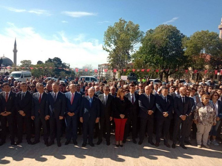 GÜNDÜZ : YÜKSEL'İ  SÖZDE DEĞİL ÖZDE ATATÜRKÇÜ OLMAYA DAVET EDİYORUZ"