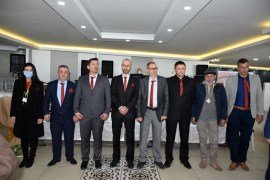 Seçimi Danışman Kazandı