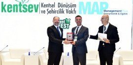 En İyi Strateji Belgesi Hazırlayan Belediye Ödülü Çorluya Verildi